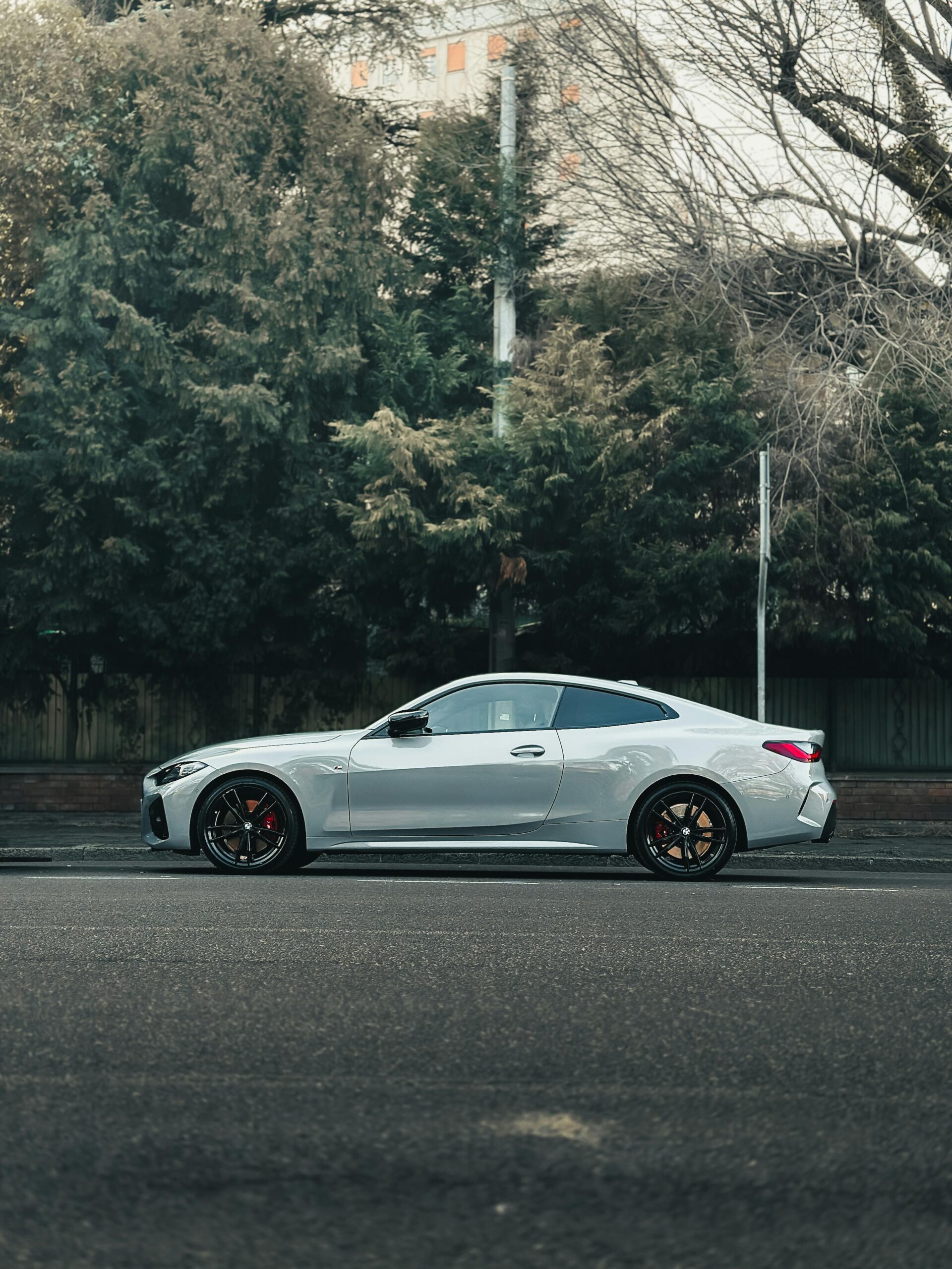 Je merk promoten met auto bestickering: een krachtig marketingmiddel