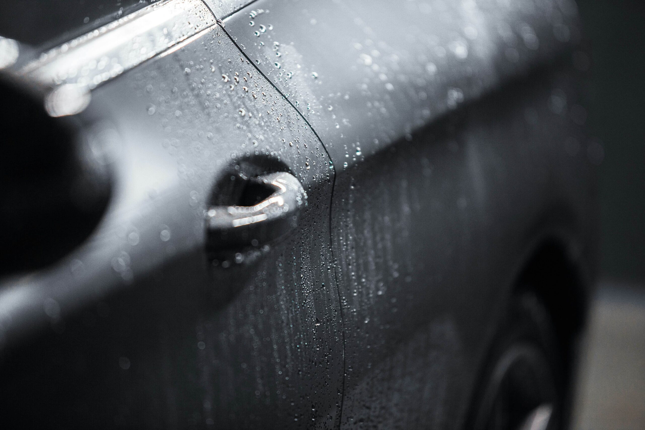 Auto wassen in de winter: goed idee of niet?